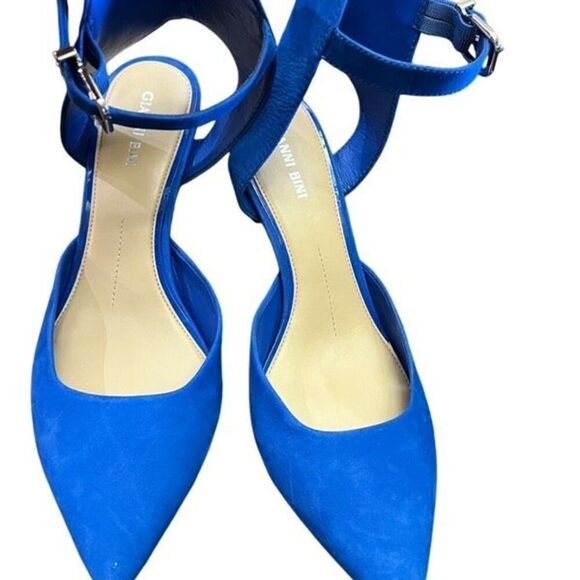 Gianni Bini NWOT Blue Suede Heels with Ankle Strap and Closed Toe Size 9 - Picture 4 of 6